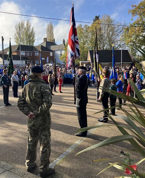 Wroughton People Gather To Honour The Fallen