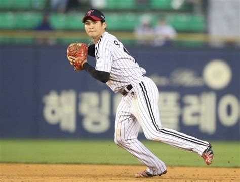 Lg 트윈스 오지환의 아내 김영은이 이젠 참지 않겠다며 악플러들에게 경고했다. '3할 유격수' 오지환, 올림픽 김경문호 승선할까? - 오마이스타