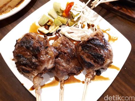 Bagaimana cara membuat rica rica daging kambing dengan cabai hijau yang enak? Bumbu Sate Kambing Buntel Khas Solo yang Gurih Juicy
