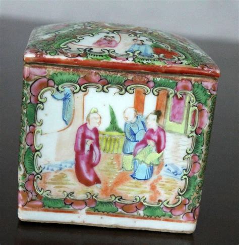 Antique Chinese Qing Rose Medallion Porcelain Square Tea Caddy Box At