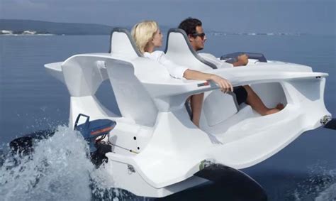 7 Incredibly Cool Boats You Have Got To See In 2020 Cool Boats Boat Cool Stuff