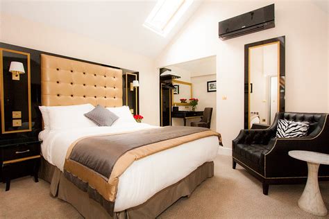 Create a space that's made just for you with our. Bespoke Hotel Bedrooms | Hotel Furniture - Furnotel