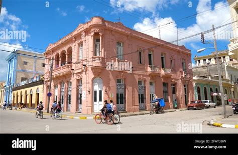 Sagua La Grande Cuba Stock Videos And Footage Hd And 4k Video Clips Alamy