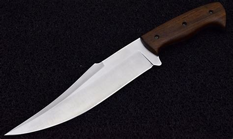 Custom Handmade D2 Steel Hunting Knife With Rosewood