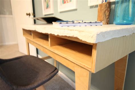 Become an unlimited member and get it all: DIY Plywood Concrete Desk