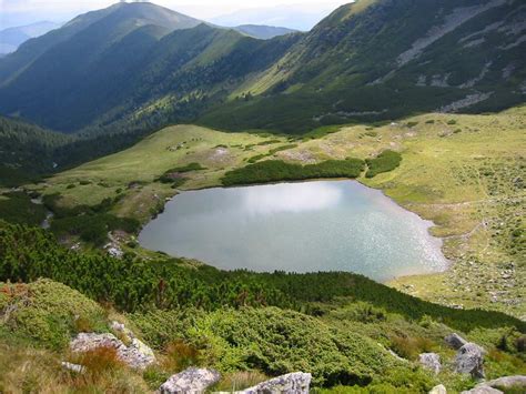 Muntii Rodnei Cele Mai Interesante Atractii Turistice