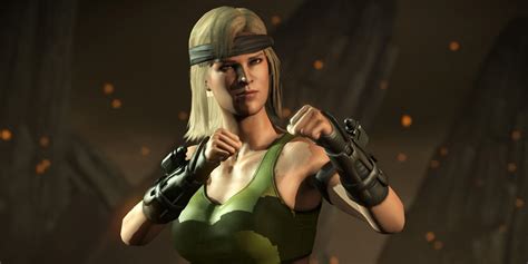 Mortal Kombat Sonya Blade Actress Puts On Costume Years Later