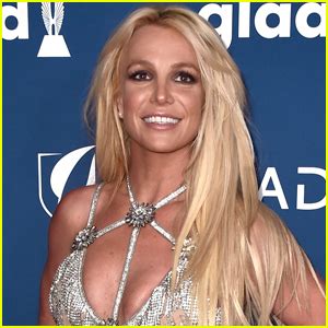 Britney Spears Debuts New Brunette Hairstyle Britney Spears Just