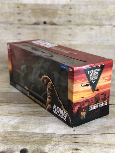 Kong Skull Island Storm Strike Monarch Expedition Team Helicopter