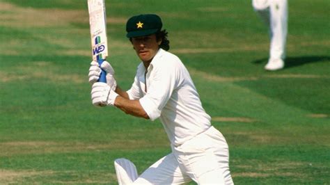 Pakistan Pm Imran Khan Retired From Test Cricket On This Day Top