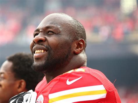 Kc Chiefs Tamba Hali Nominated For Man Of The Year Heart To Heart