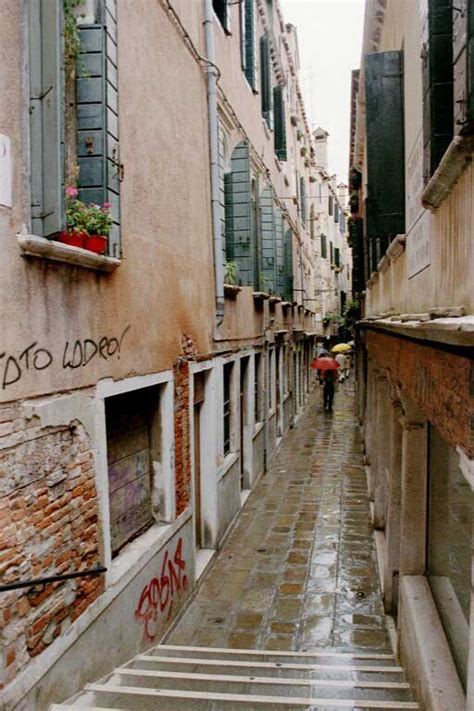 Venetian Alleys