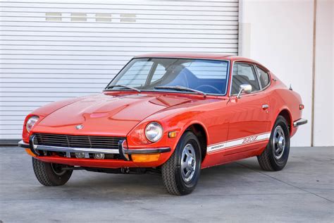 Some say that the base 400z will have 400 hp while the nismo model would. Bring-a-Trailer: Fully Restored 1971 Datsun 240Z Goes For ...