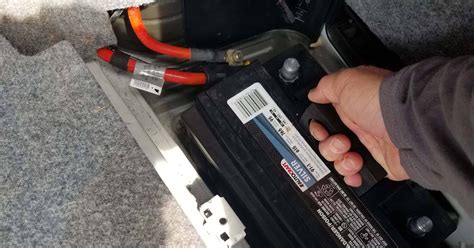 2006 Bmw 325xi Battery Location Thxsiempre