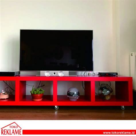 Biasanya ukuran besi hollow untuk furniture bergaya industrial adalah 36 x 36 mm. Model Rak Tv Dari Besi Hollow - MEJADWAL