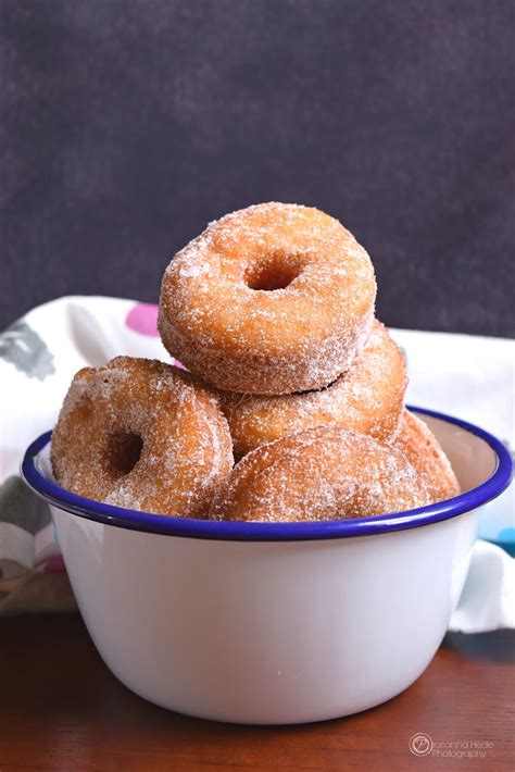 Cinnamon Sugar Donuts Savory Bites Recipes A Food Blog With Quick And Easy Recipes