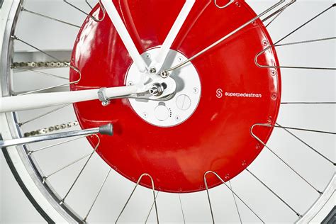 Latest Version Of The Copenhagen Wheel Will Turn Any Bike Into An Ebike
