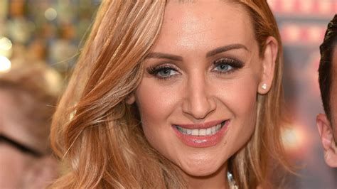 Coronation Street Star Catherine Tyldesley Suffers From Bloated Stomach