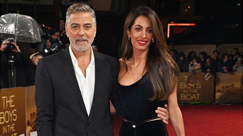 Gala Video “des Clients Très Simples” George Clooney Et Sa Femme