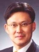 +44 06.13 4 소설 읽을때 고자주인공 vs. 경제 브리핑 삼성전자 준법경영팀장에 판사 출신 안덕호 ...
