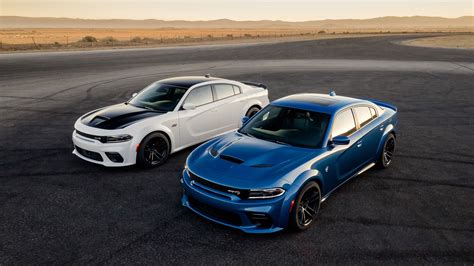 Download Car White Car Muscle Car Vehicle Dodge Charger Srt Hellcat