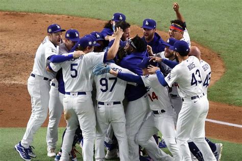 The Los Angeles Dodgers Win The World Series And Enter Covid 19 Chaos Wsj
