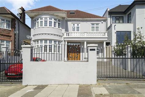 Property For Sale In Alexander Avenue Willesden Green Nw10