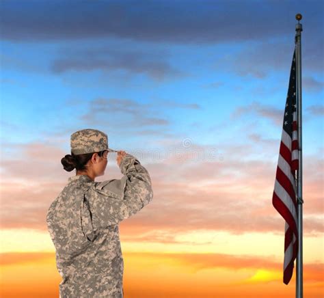Female Soldier Saluting Flag Stock Image Image Of Forces Green 28672293