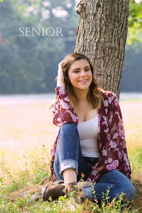 Senior Nature Picture| At Home Plate Photography | Gresham, OR