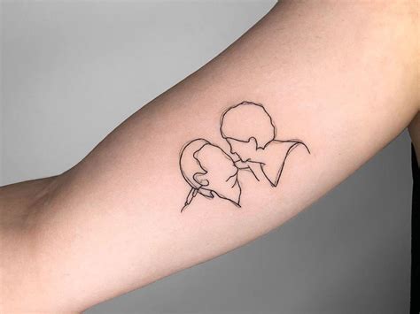 Tatuagem Minimalista 40 Inspirações Para Se Apaixonar Forasteiro Tattoo