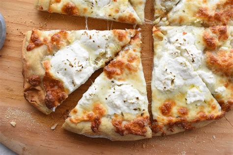 What Is White Pizza The Confusion Ends Here 🍕 Derivative Dishes 🍝