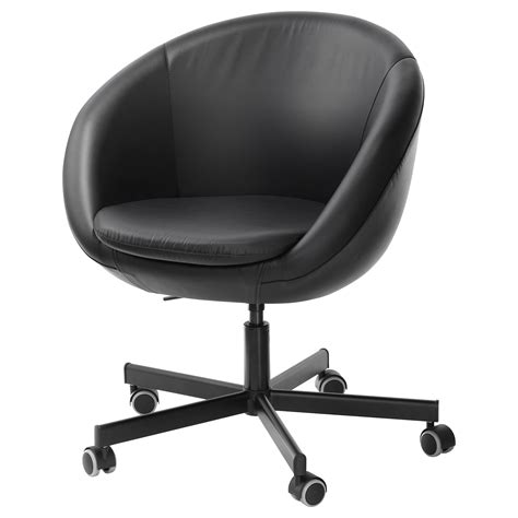 Gather around the table and hear the family news, play a game, help with homework or set your stuff down. SKRUVSTA - swivel chair, Idhult black | IKEA Hong Kong