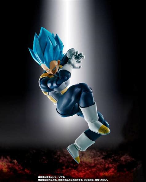 Broly. the titular antagonist is rendered in hyper accuracy, ready to take all of the forms and poses from the battle scenes, even wearing frieza force's armor! S.H.FIGUARTS Dragon Ball Super: Broly Super Saiyan God Super Saiyan Vegeta
