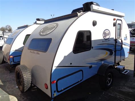 Lightweight Travel Trailers You Can Tow With A Crossover Rv Country Blog