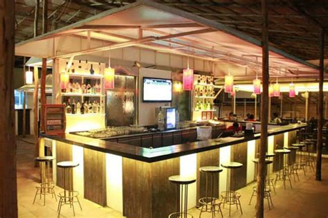 Founded in 1971 by tito henry de souza, the pub is synonymous with goa's nightlife. Tito's, Goa - Get Tito's Restaurant Reviews on HappyTrips.com