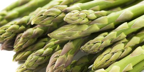 Modalità e tempi di conservazione come conservare gli asparagi e come sceglierli + consigli utili come congelare gli asparagi: Come scegliere gli asparagi - La Cucina Italiana