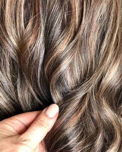 How To Lighten Hair Dyed Too Dark Methods That Work