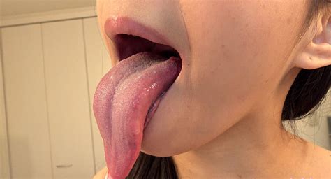 Women With Long Tongues