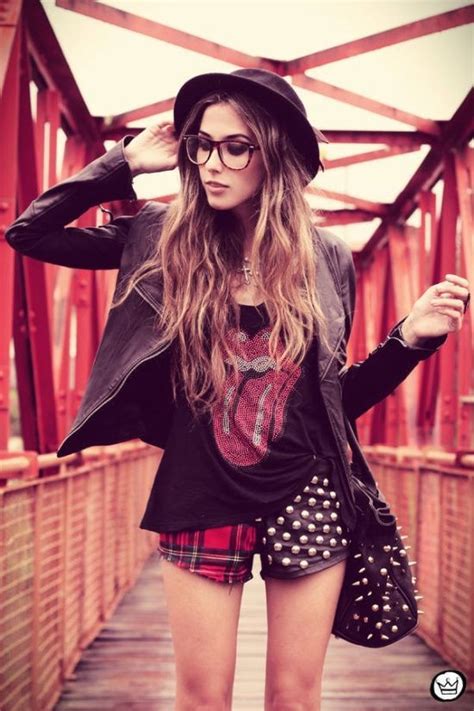 Back To School Girl 30 Geek Chic Nerdy Look With Glasses Fashion Hipster Fashion Style