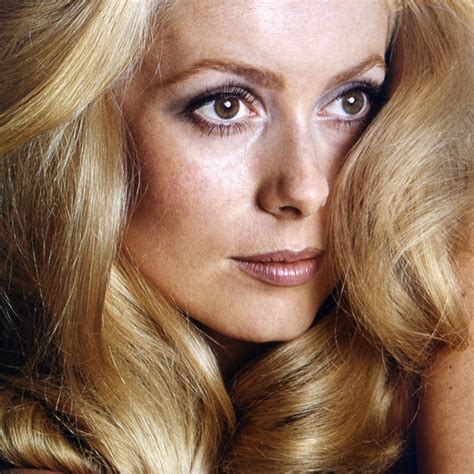 She made her film debut as early as thirteen and went on to perform in more than 120 films in a career spanning over five decades. Catherine Deneuve malore: I segreti dell'ultima diva ...