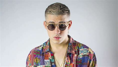 Dakiti bad bunny & jhay cortez la noche de anoche bad bunny & rosalia Bad Bunny lanza videoclip contra la violencia de género