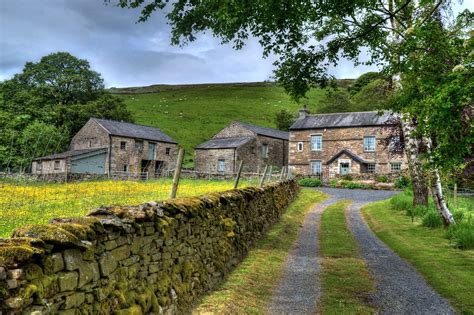 Early 18th Century Farmhouse In Dent Dale Harber Gill Farm Flickr
