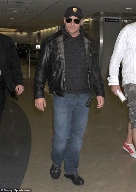 Matt Leblanc Prefers Keeping A Low Profile After He S Pictured Clutching A Mystery Blonde