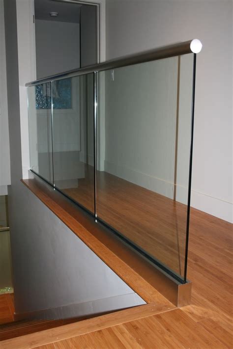 Every staircase must be sturdy, safe, and have a banister or handrail that is securely attached to the staircase itself or to an adjacent wall. Glass Railings | Treppen-design, Balkon geländer design ...