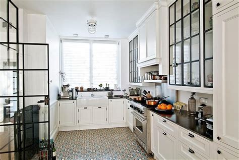 Gorski Home Residence Kitchen Interior Design With White