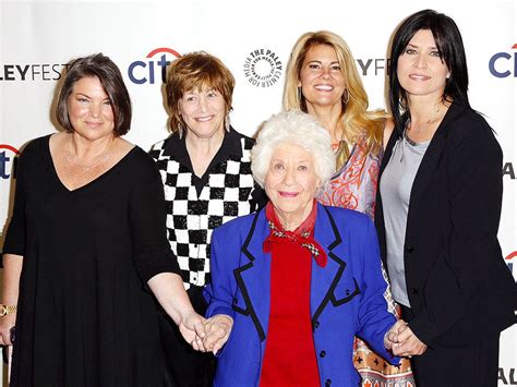 The Facts Of Life Turns 35 See The Cast Reunite Sans Tootie And