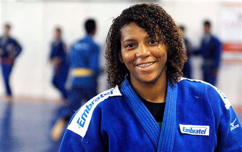 Rafaela Silva Ganha O Primeiro Ouro Para O Brasil Acheiusa