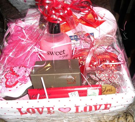 Diy Valentine Basket Ideas Some Last Minute S Day The