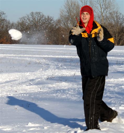 Images Gratuites de plein air du froid hiver blanc jouer garçon