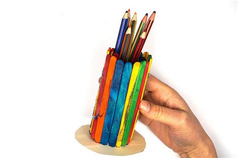 Lollipop Stick Pencil Holder In 2021 Popsicle Stick Crafts For Kids